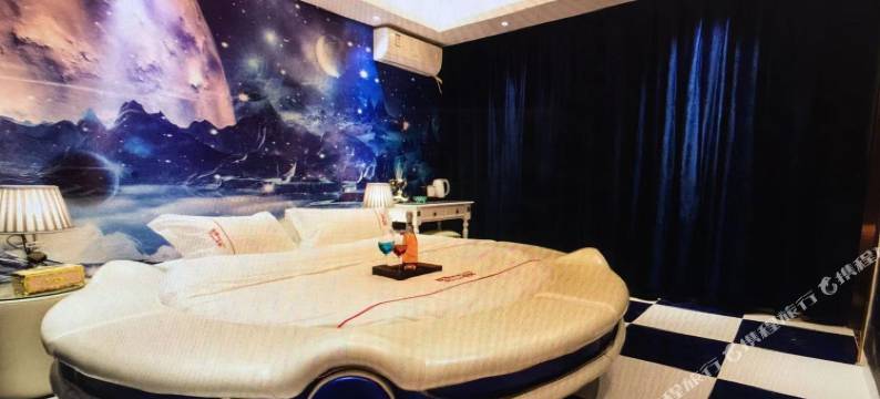 三亚觅爱之约客栈图片