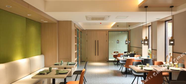 锦州王府客家泊隐酒店(古塔夜市店)图片