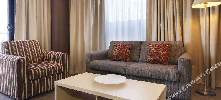 阿德莱德地平线盛橡套房酒店(Oaks Adelaide Horizons Suites)图片