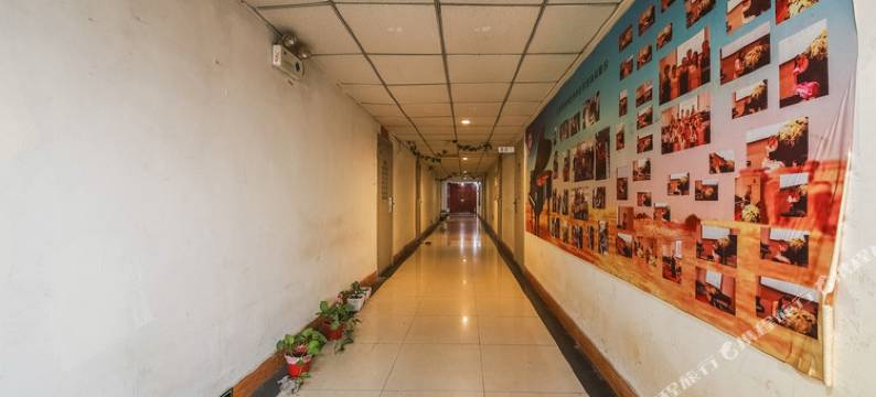 郑州迎宾太空舱宾馆图片