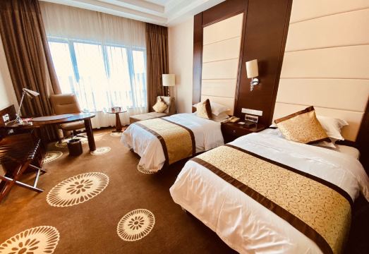 Ramada Plaza by Wyndham Hangzhou Xiaoshan Hotel Overview