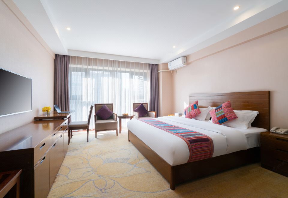 Highest Joint Hotels & Resort (Kunming Derun Center) Hotel Overview