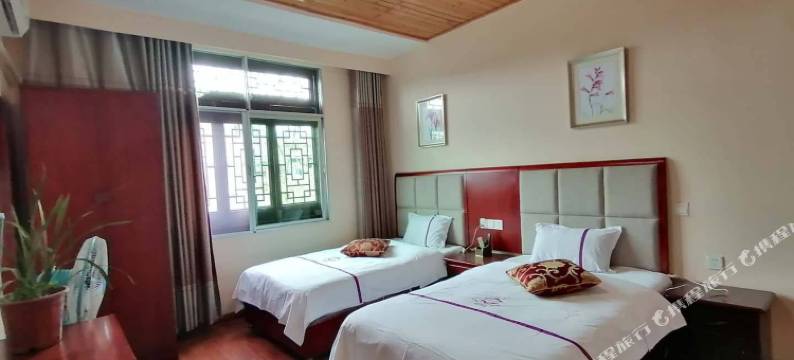 青城山临山客栈图片