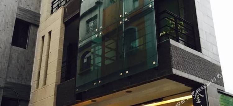 屏东金沙湾二馆时尚旅店图片