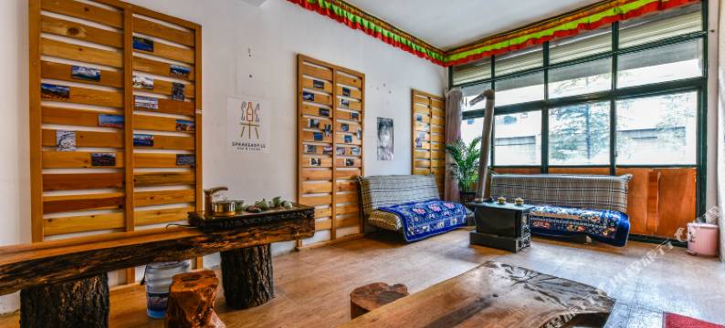 香格里拉乐庄林卡客栈(独克宗古城店)图片