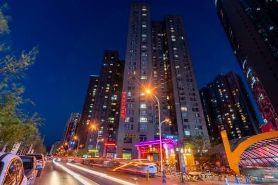 明凡居酒店(昆明和谐店)