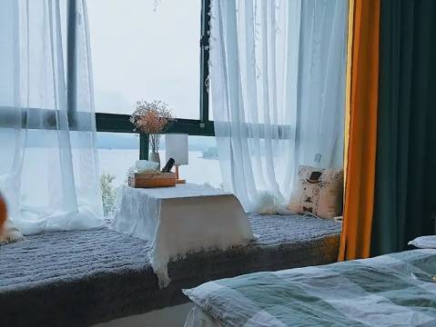 祝花桃公寓(环千岛湖绿道分店)