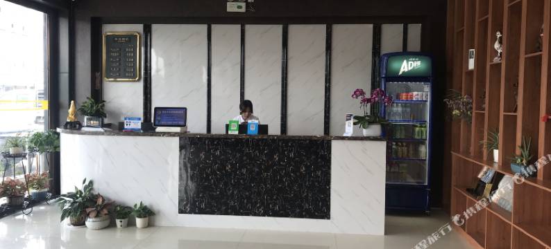 田东南婆湾酒店图片