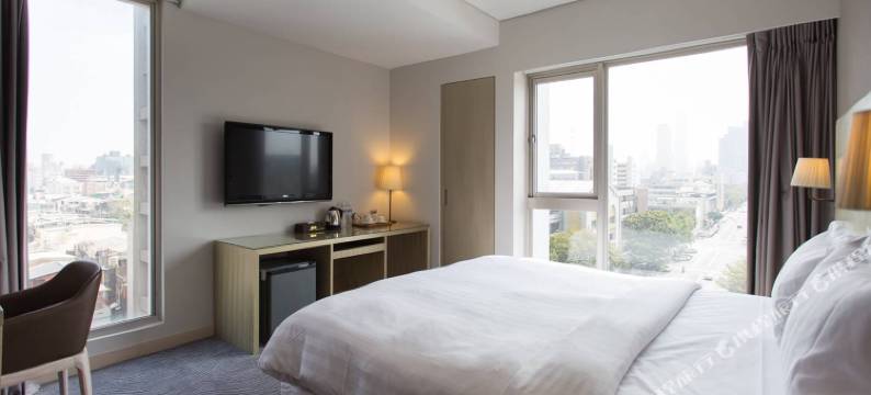 高雄丽馨精品商旅七贤馆图片