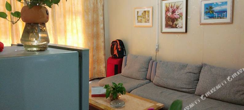 深圳69号青年旅舍龙华地铁站店图片