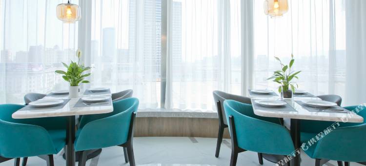 白玉兰酒店(连云港苏宁广场店)图片