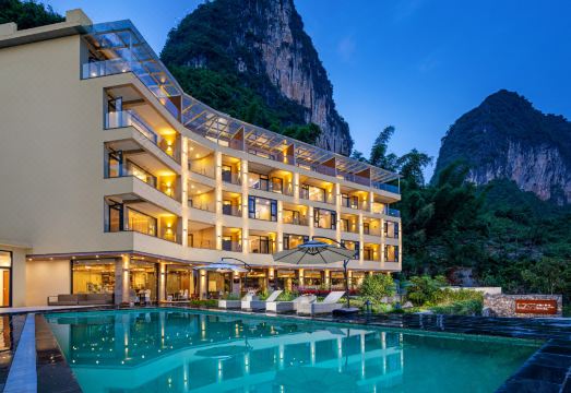 阳朔百悦见山酒店（阳朔遇龙河店）外景图
