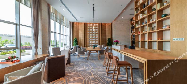 公航旅·祁连明珠酒店(丝绸之路甘州不夜城湿地公园店)图片