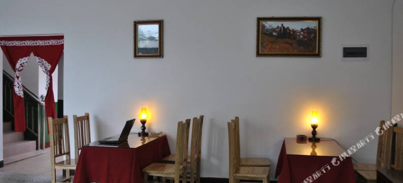 八戒青年旅舍(韶山风景区店)图片