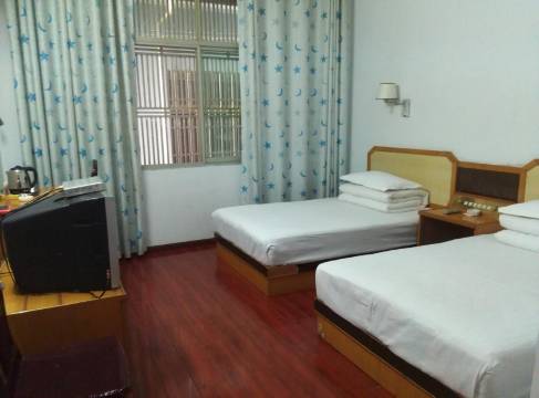 巴东这边好酒店