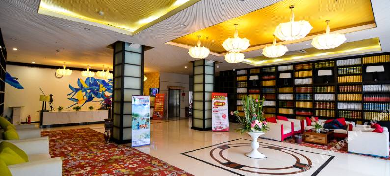 嵩县金茂假日酒店图片