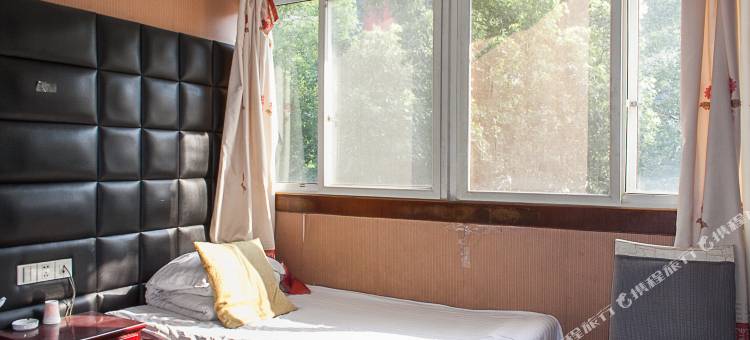 丹阳静园旅馆(金鹰天地购物广场店)图片