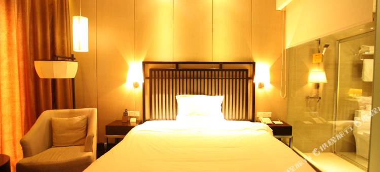 灯塔恒隆假日酒店图片