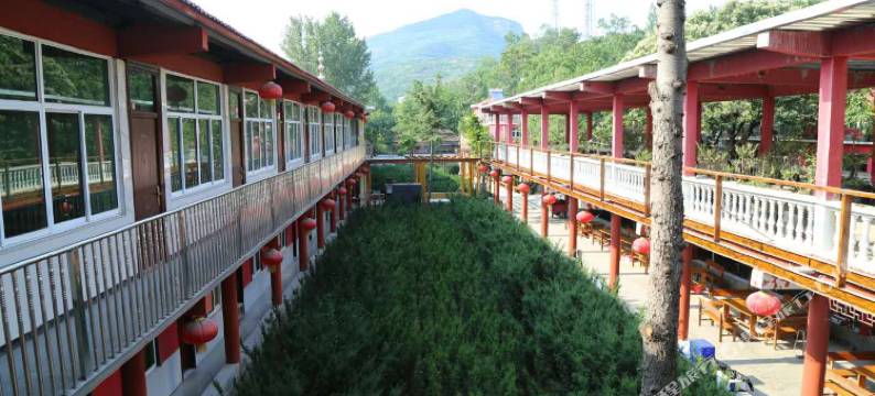 济南历臣山庄图片