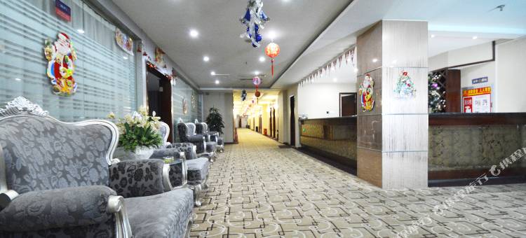 蓝海岸时尚酒店(许昌曹魏古城胖东来时代广场店)图片