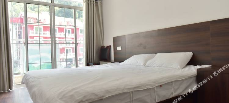 安吉宏波大酒店图片