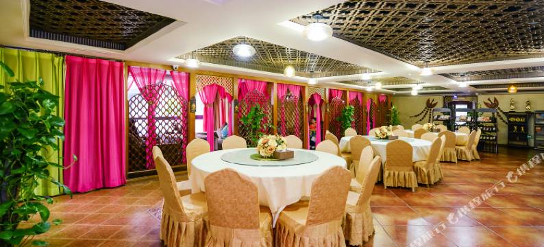 重庆雅斯顿酒店(龙湖时代天街歇台子地铁站店)图片