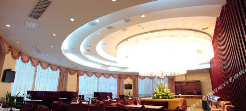 镇江大港新区逸翠园大酒店图片