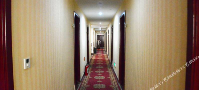 金盾宾馆(宝丰县中心汽车站店)图片