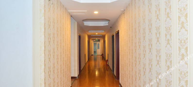 鲁山下汤温泉度假村图片