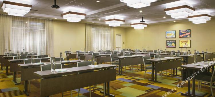 加州橙县塔斯廷万枫酒店(Fairfield Inn & Suites Tustin Orange County)图片