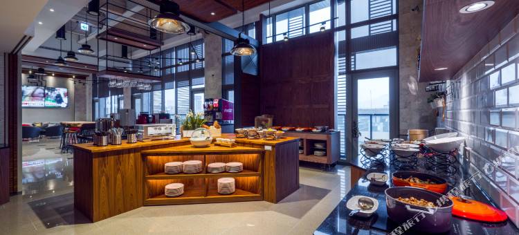 碧港良居商旅(高雄站前馆)图片