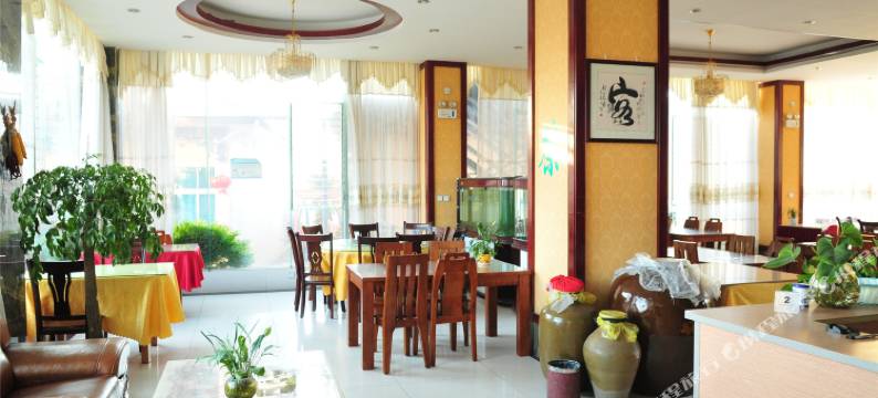 洱源火焰山温泉酒店图片