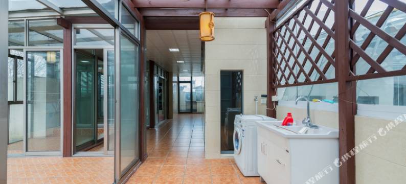 上海靠近迪斯尼动物园的周末度假别墅图片