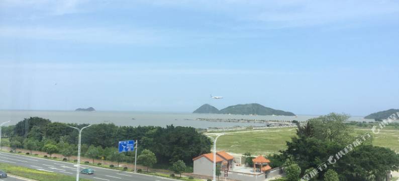 珠海精彩商务公寓(金湾机场航展店)图片