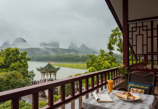 Riverview Hotel Hotel Overview