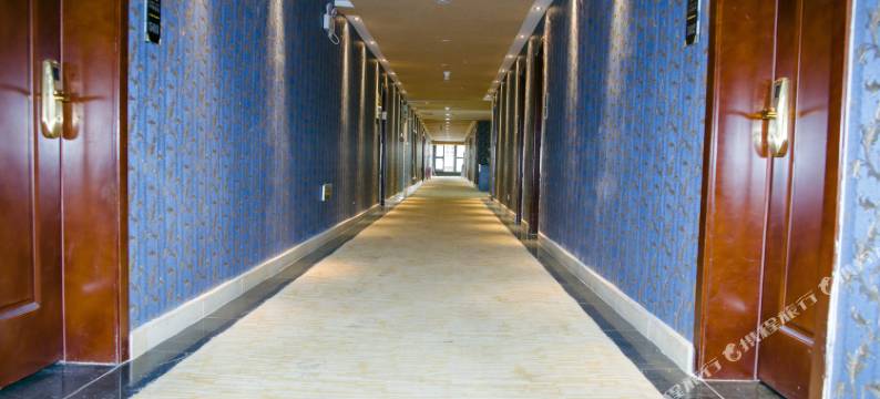 库尔勒冠驰酒店图片