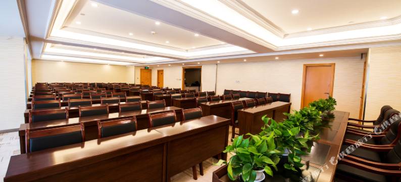 保罗假日酒店(西安高铁北客站店)图片