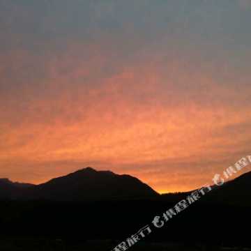 阿勒泰人口多还是北屯人口多_阿勒泰北屯镇中学图片(2)