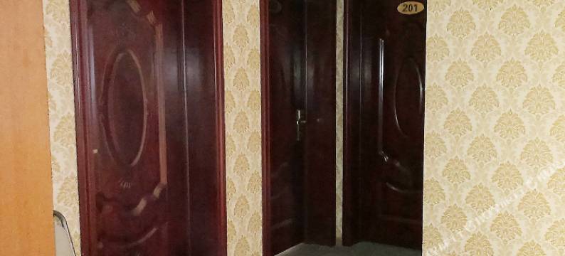 方城君悦商务宾馆图片