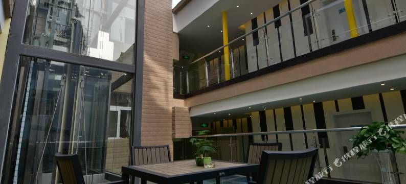 大理怡馨主题酒店图片