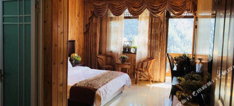 海螺沟古泉温泉酒店图片