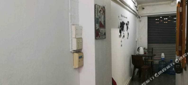 普吉岛卡隆背包客旅馆(Karon Backpacker Phuket)图片