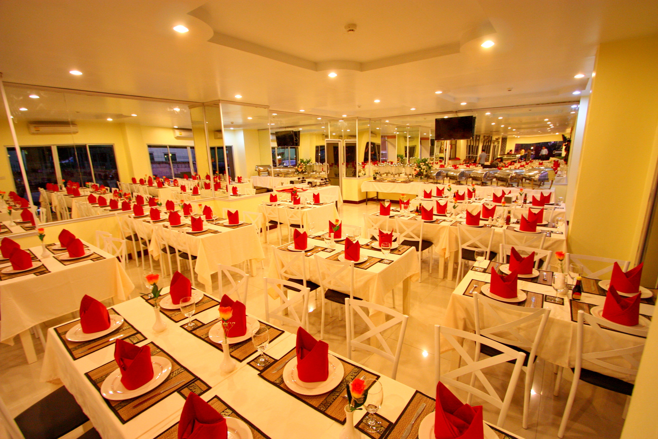 Valhalla Pattaya Hotel Over view