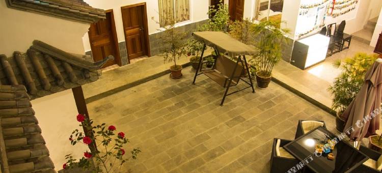 腾冲和顺滇川情客栈图片