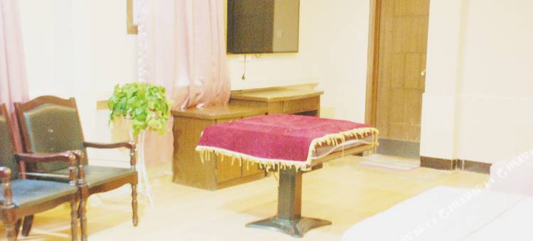 派柏·云酒店(界首汽车站店)图片