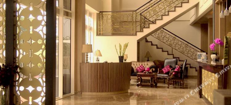 蓝宝石天空酒店及会议(Sapphire Sky Hotel & Conference)图片