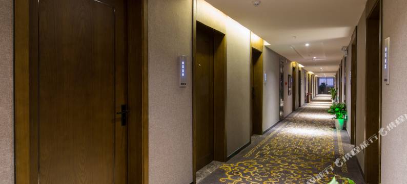 皇爵花园酒店(长沙友谊路省政府地铁站店)图片