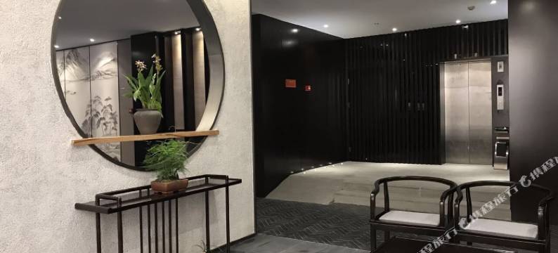 安逸大酒店(成都宽窄巷子人民公园地铁店)图片