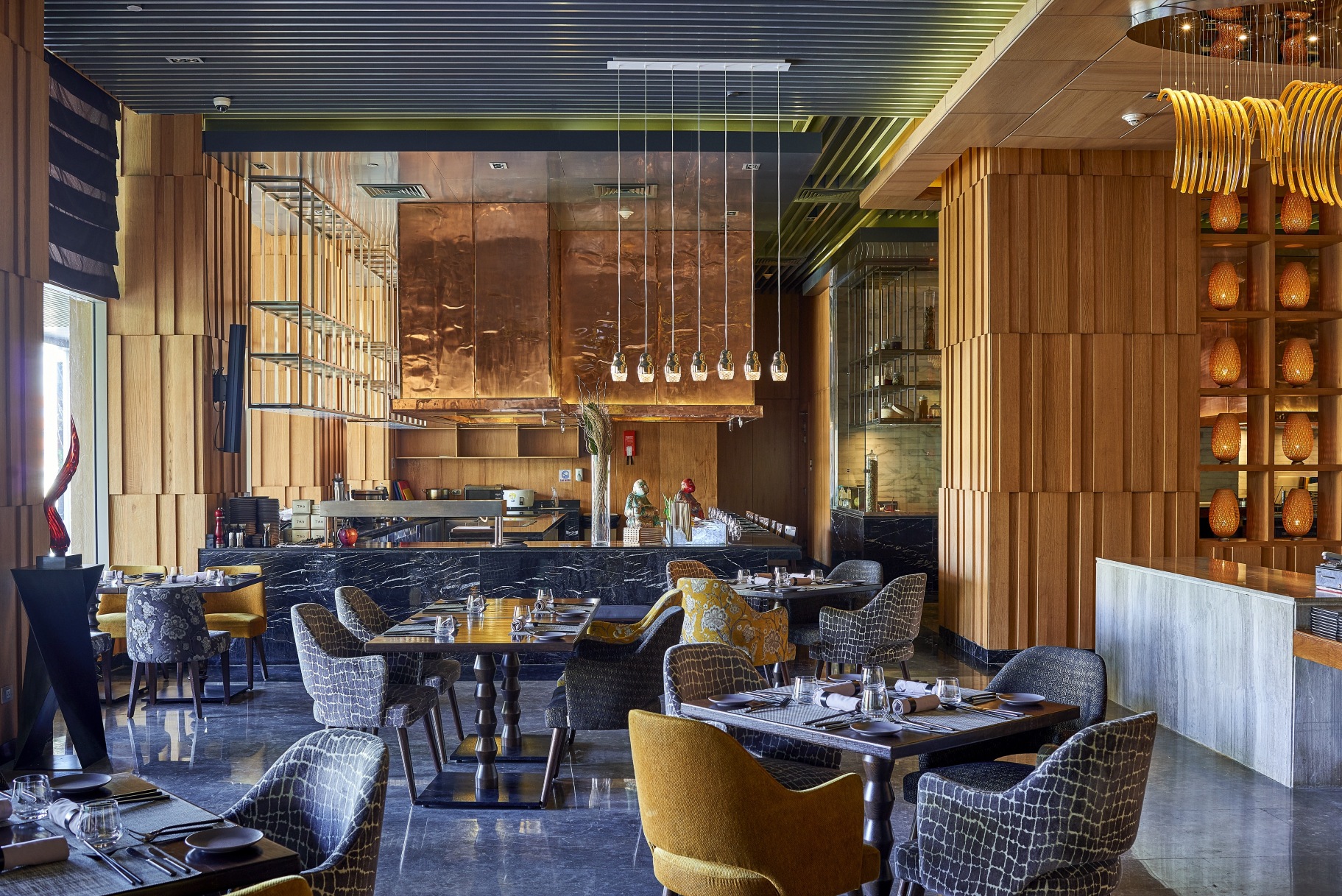 Dusit Thani LakeView Cairo Hotel Overview