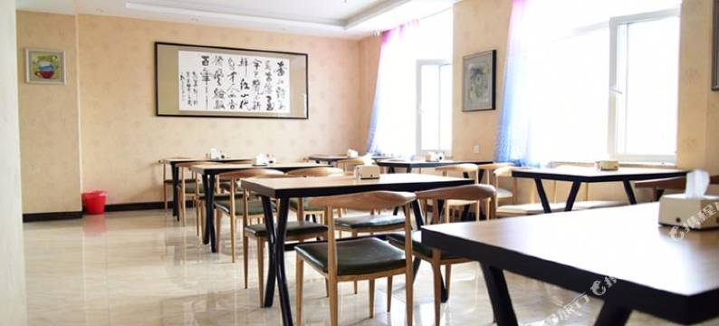 盛丰森林酒店(青年大街地铁站店)图片